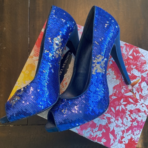 Chinese Laundry Blue/Silver Sequins size 8 Heels - Picture 3 of 10